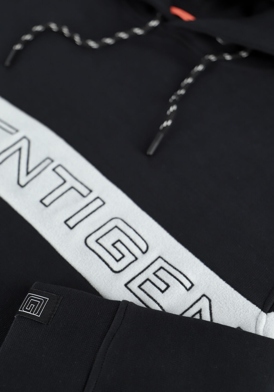 Zwarte GENTI Trui J4001-3221 - large