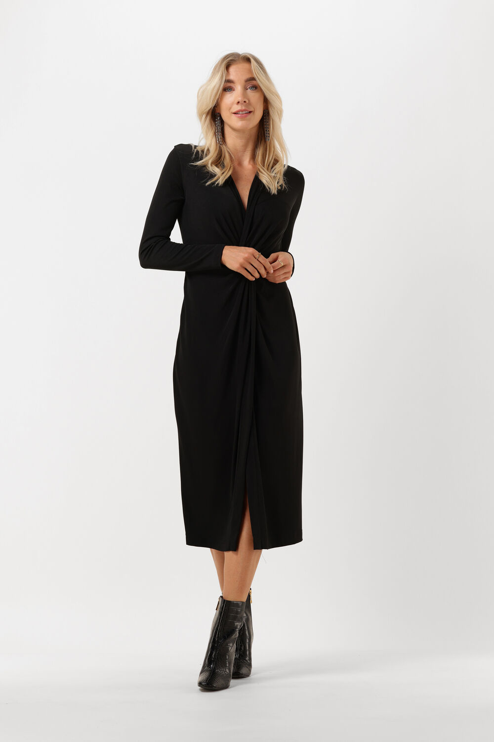 Neo noir on sale jurk zwart