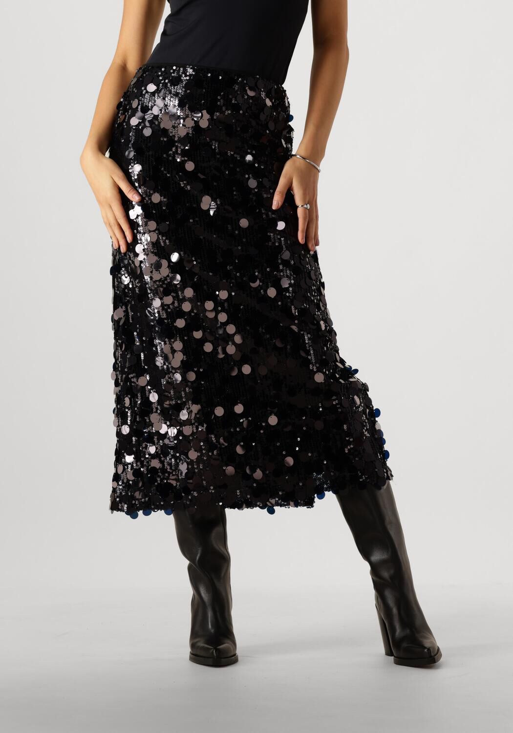 Moves Zwarte Midi Rok Lubinu Black Dames