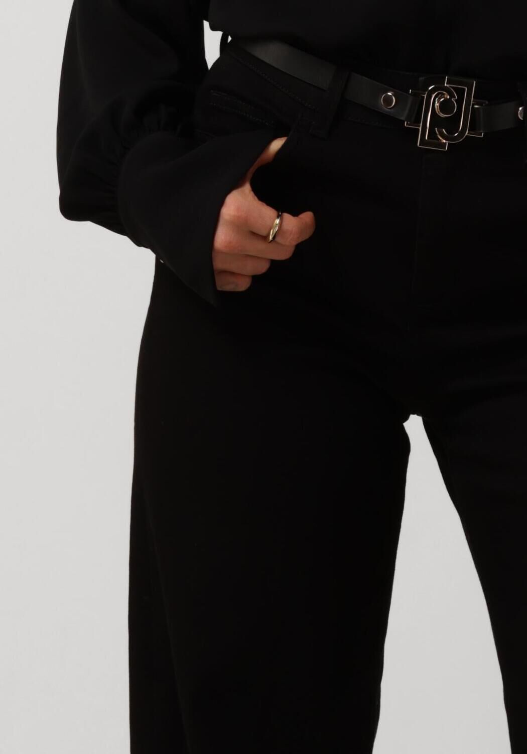 LIU JO Dames Jeans Ecs B.up Flare Belt H.w. Zwart
