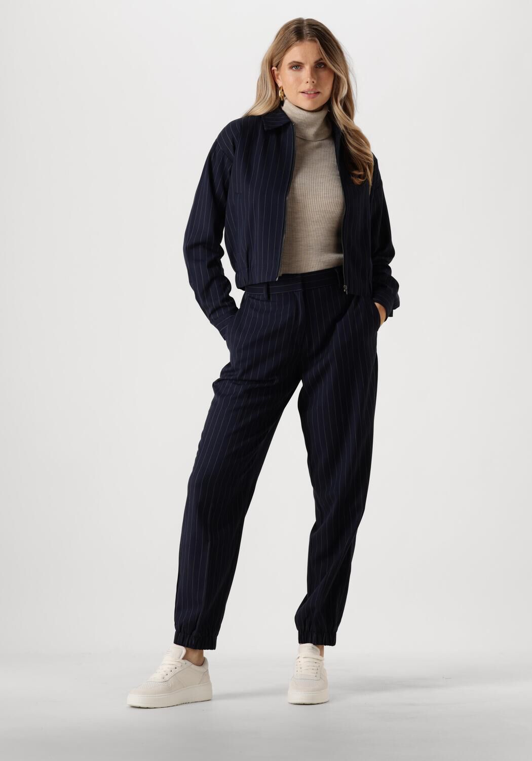 Kleding voor dames online kopen Morgen in huis Omoda
