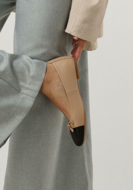 Beige UNISA Ballerina's BELLE Beige UNISA Ballerina's BELLE - large