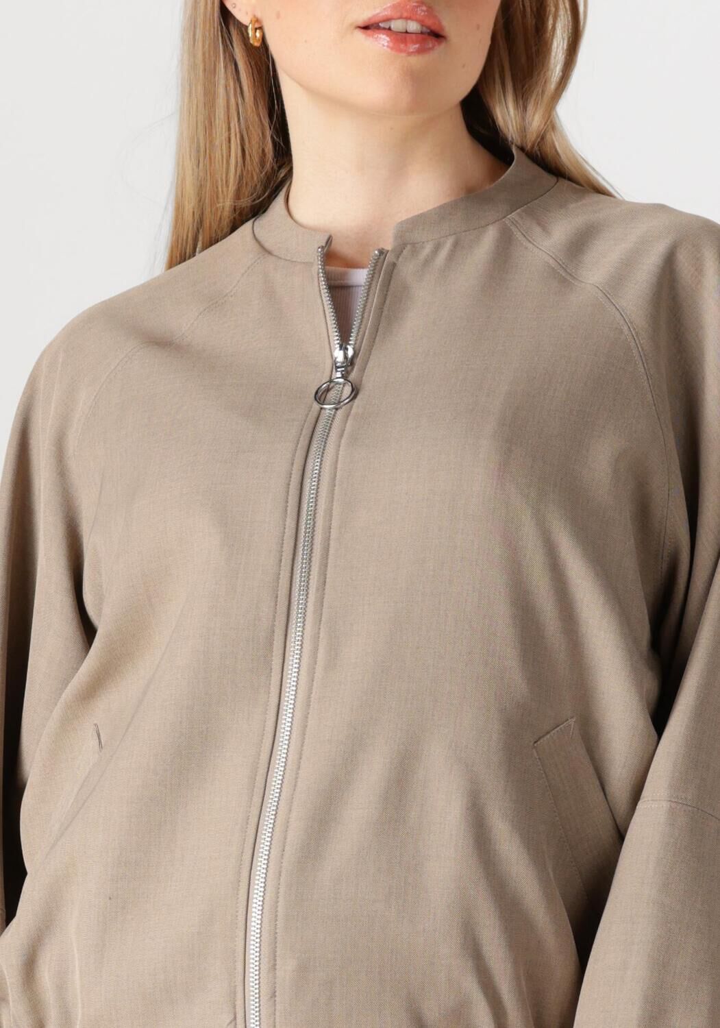 WITHBLACK Dames Jassen Wblvanilla Bomber Jacket Zand
