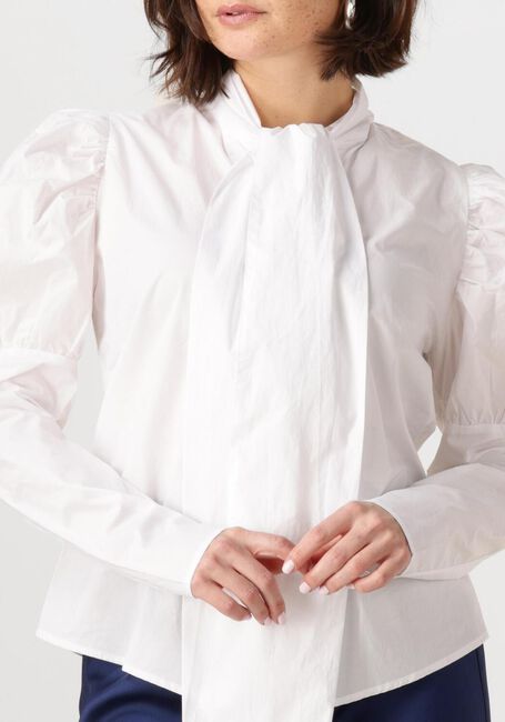Witte BRUUNS BAZAAR Blouses BBZEKIA SHIRT - large