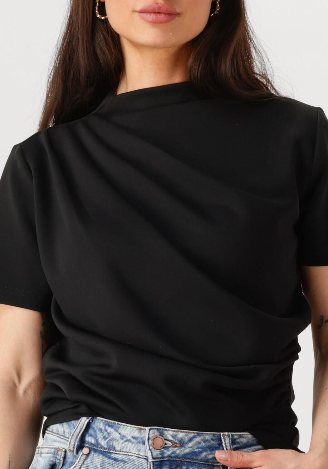 MY ESSENTIAL WARDROBE Dames Tops & T-shirts Hellemw Tee Zwart