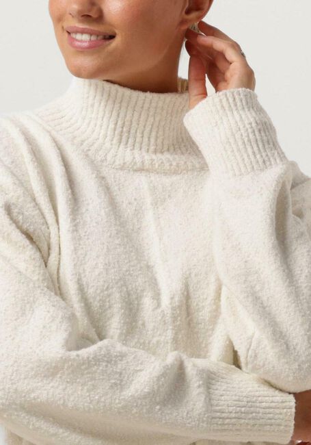 Gebroken wit CALVIN KLEIN Coltrui BOUCLE HIGH NECK SWEATER - large