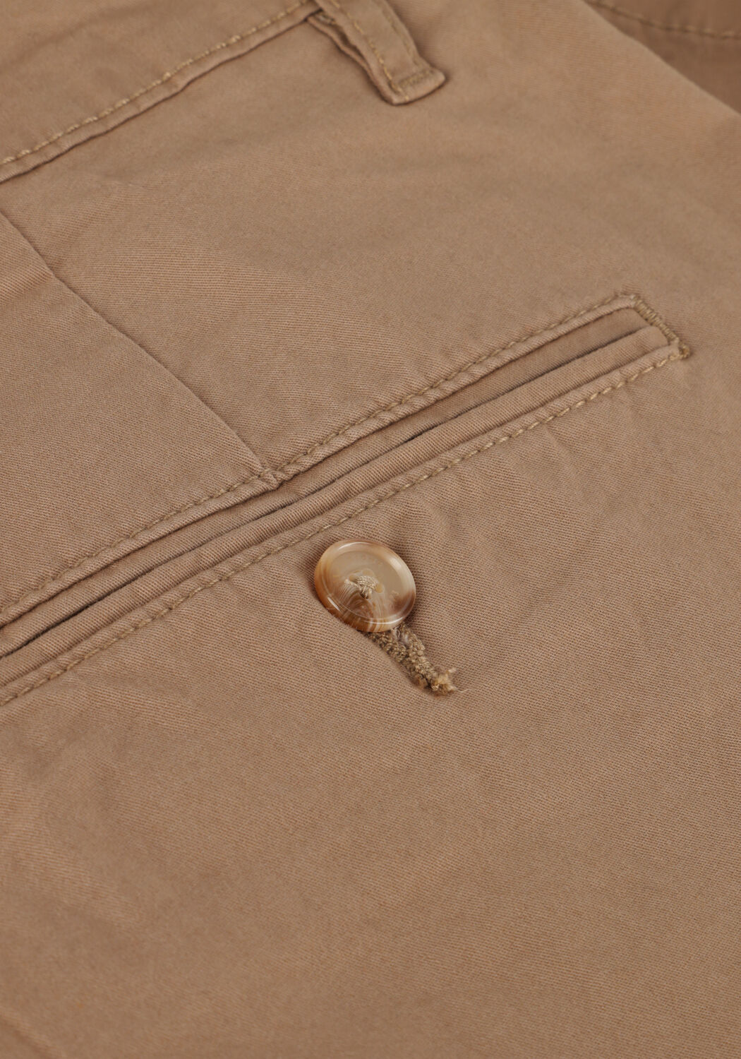 Bruine MATINIQUE Korte broek MATHOMAS SHORT - large