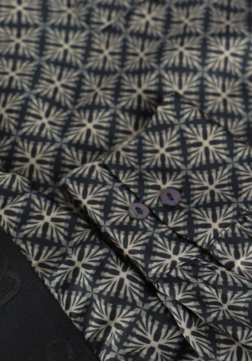 Multi SUMMUM Blouses ALLOVER PRINT - large