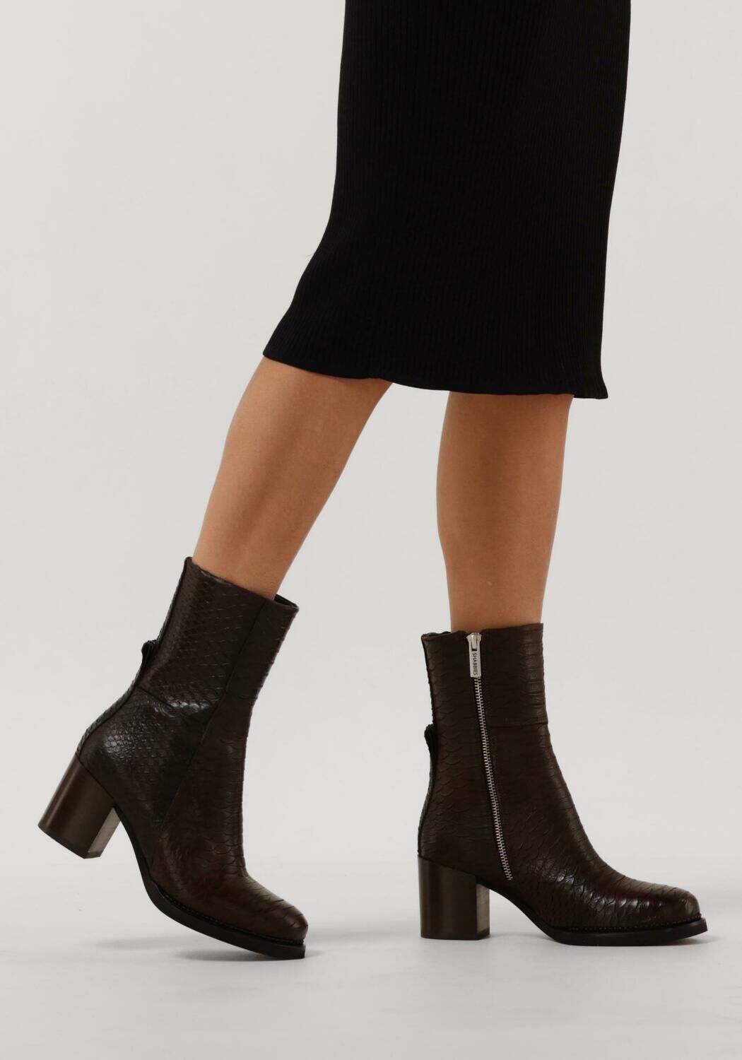 Omoda best sale shabbies sale