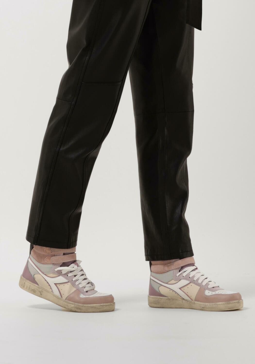 Roze DIADORA Hoge sneakers MAGIC BASKET MID ICONA WOMAN - large