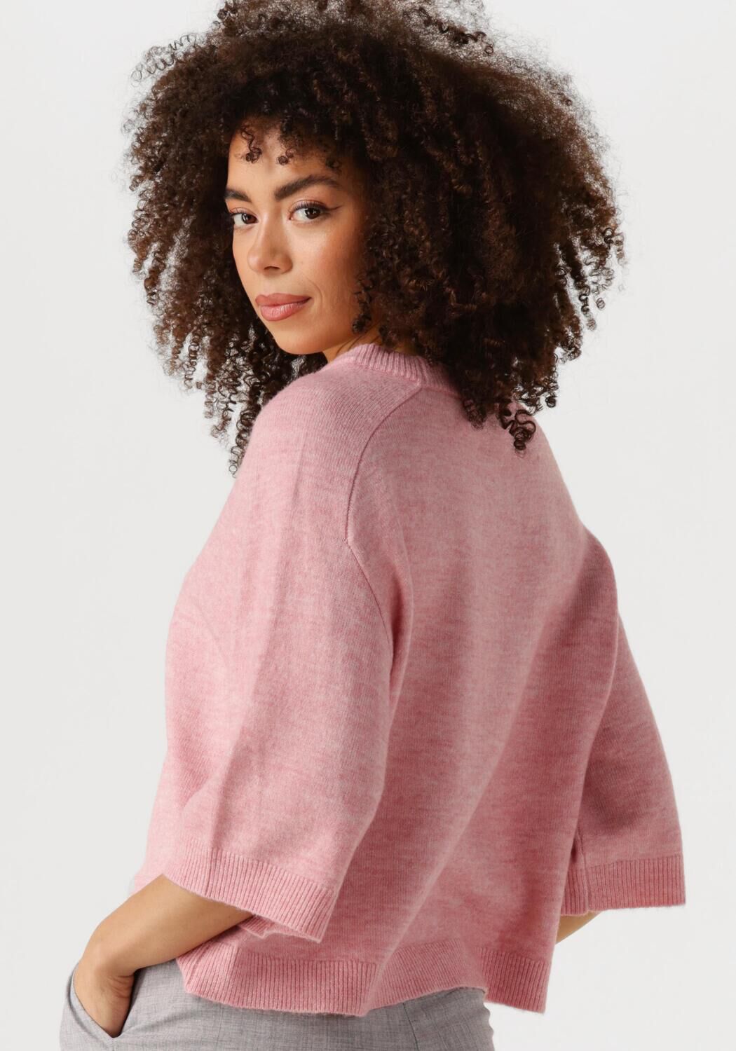 EDITED Dames Truien & Vesten Birla Knit Shirt Roze
