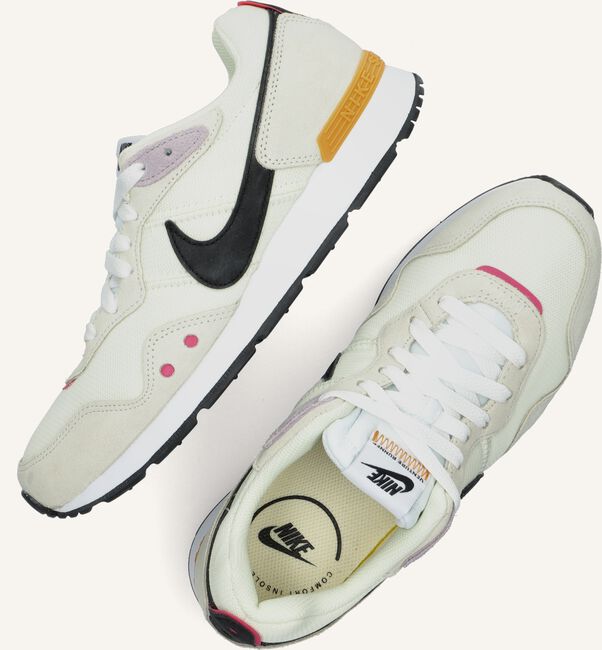 Zwarte NIKE Lage sneakers VENTURA RUNNER WMNS Zwarte NIKE Lage sneakers VENTURA RUNNER WMNS - large