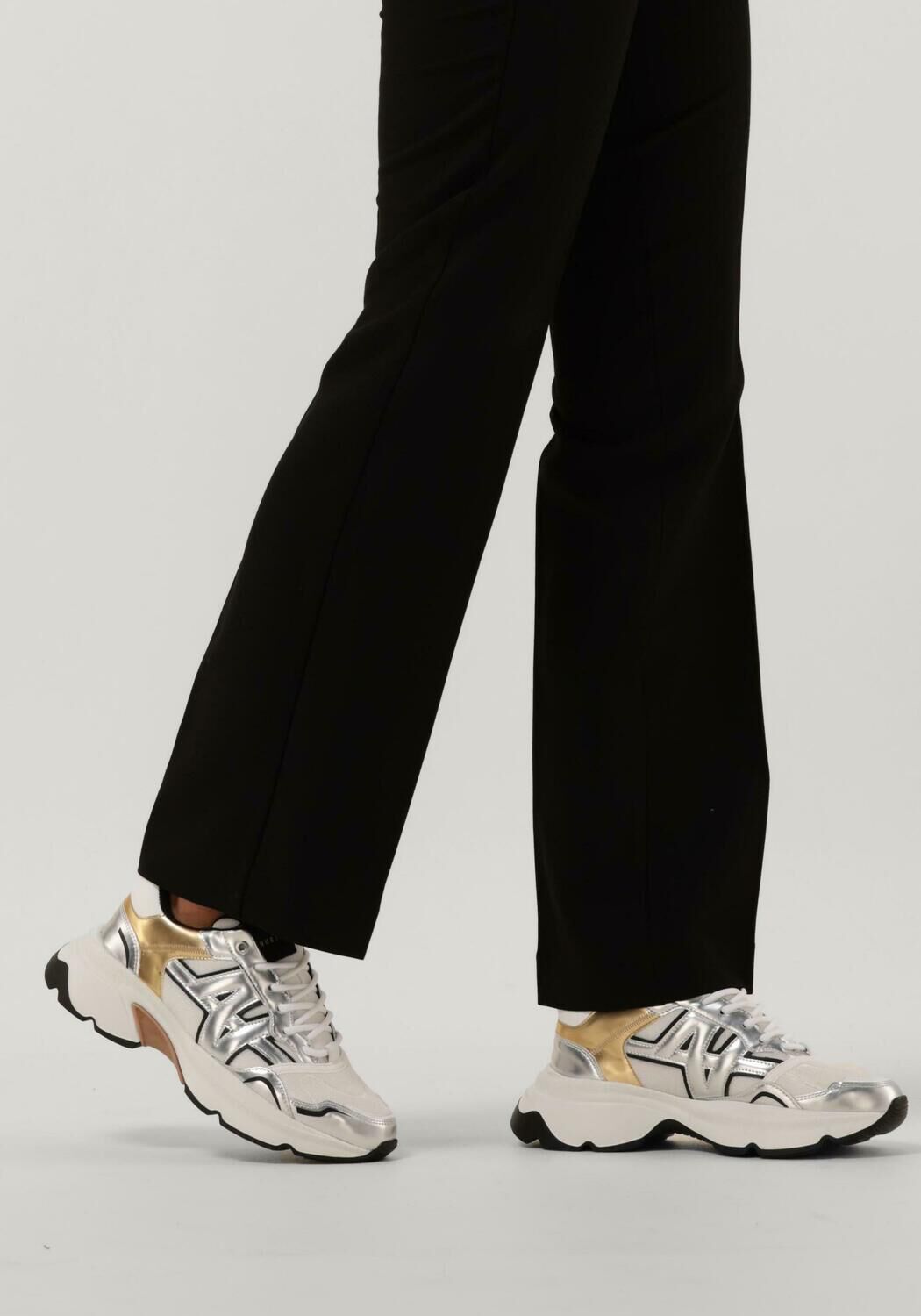 Zilveren NUBIKK Lage sneakers ROSS TREK EDGE DAMES Omoda