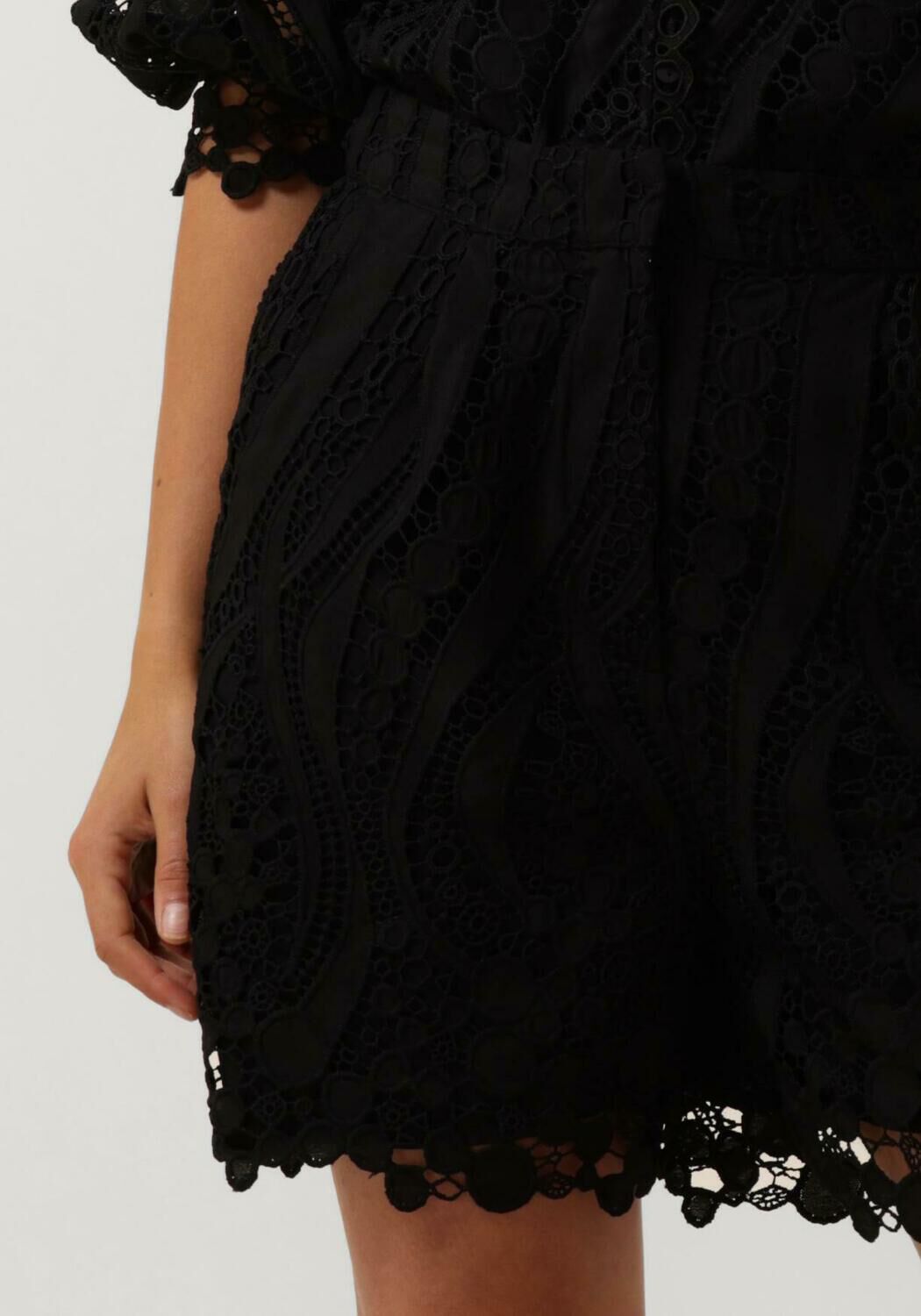 COPENHAGEN MUSE Dames Broeken Cmmaluk-shorts Zwart