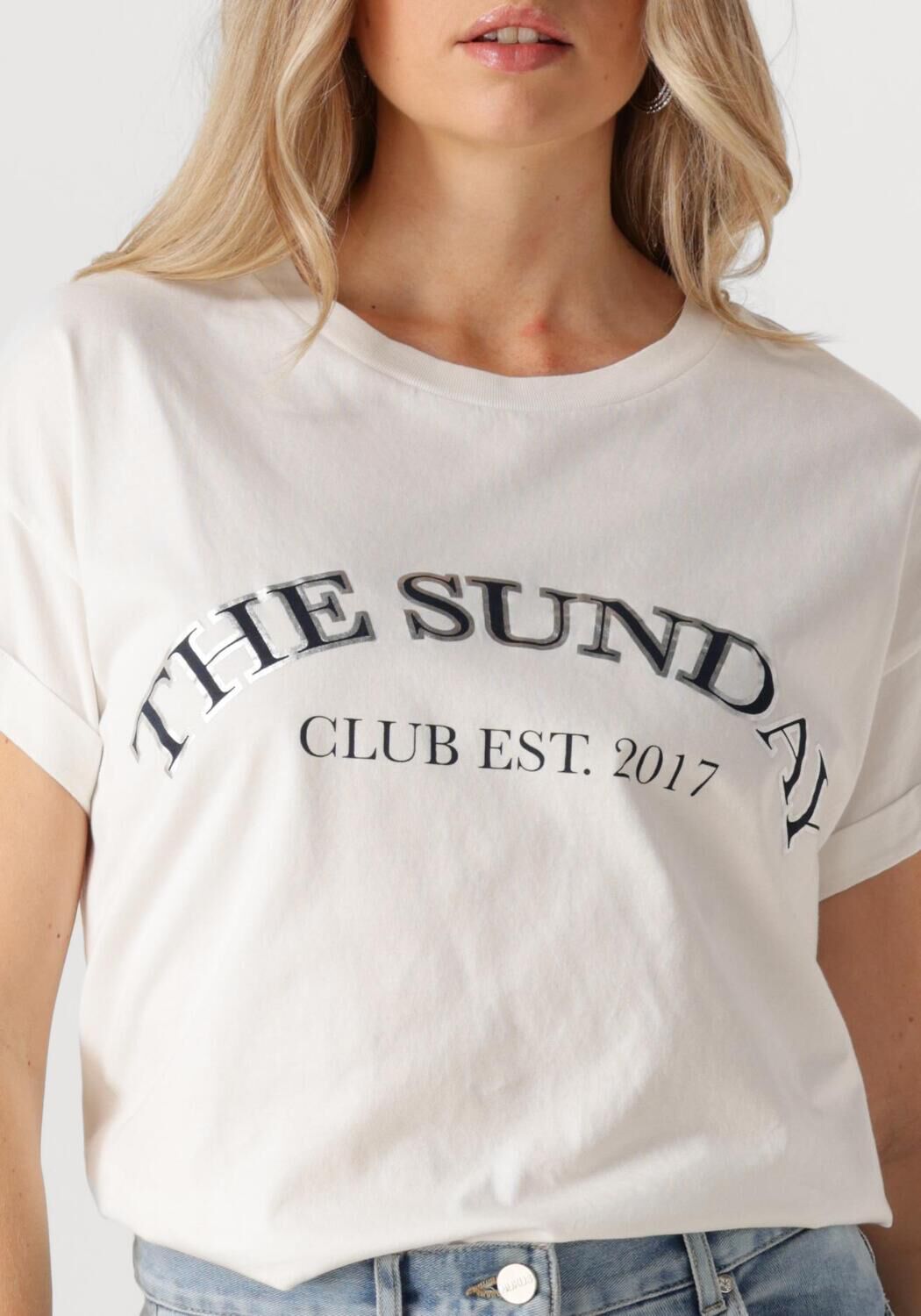 NUKUS Dames Tops & T-shirts Meike Shirt The Sunday Wit