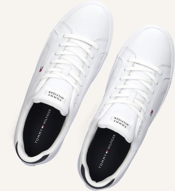 Witte TOMMY HILFIGER Lage sneakers ICON COURT LTH Witte TOMMY HILFIGER Lage sneakers ICON COURT LTH - large