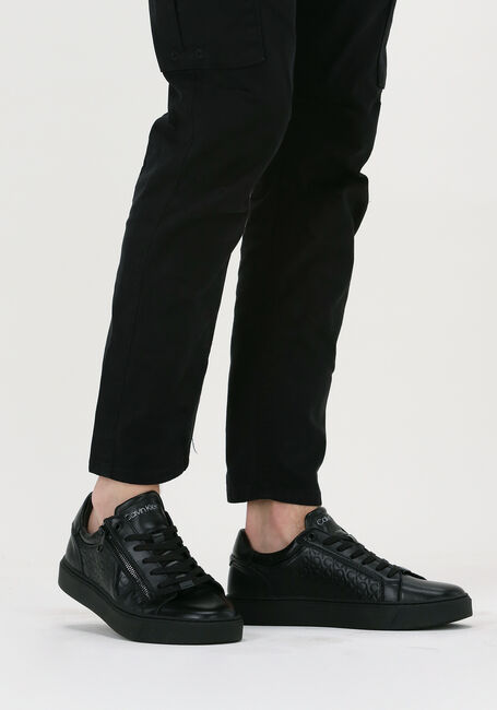 Zwarte CALVIN KLEIN Lage sneakers LOW TOP LACE UP WITH ZIP - large