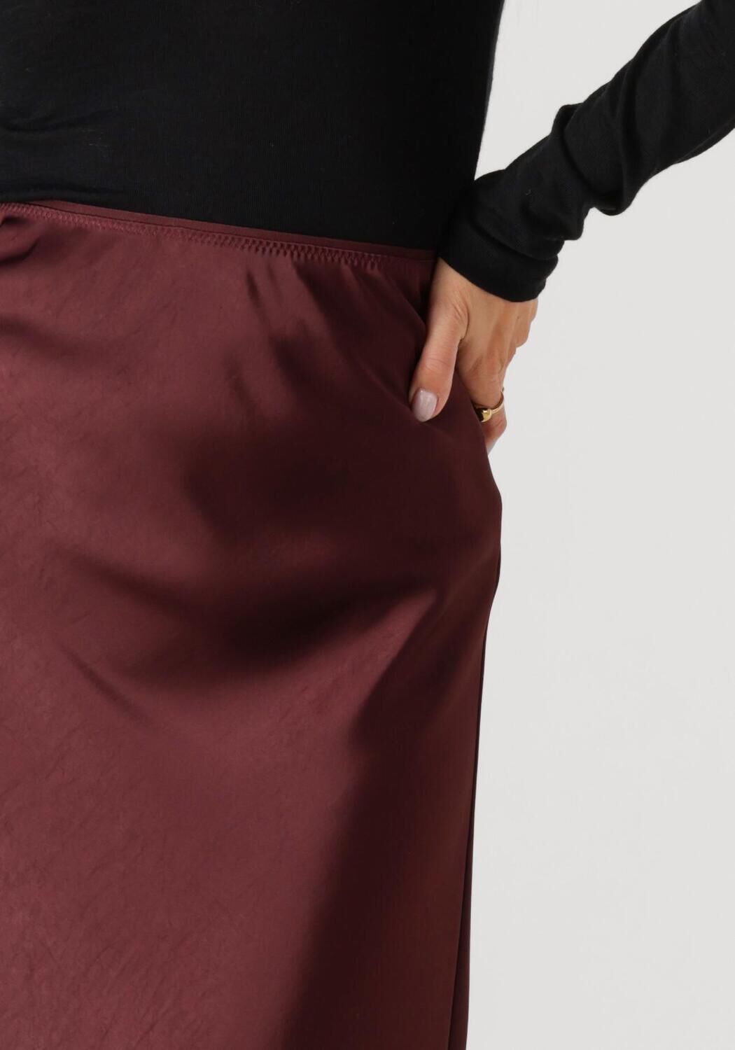 NEO NOIR Dames Rokken Vicky Heavy Sateen Skirt Bordeaux