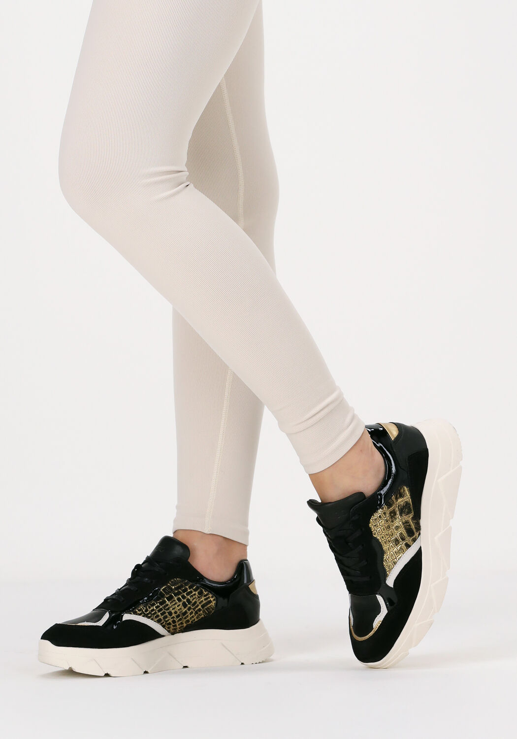 Zwarte TANGO Lage sneakers KADY FAT 10 - large