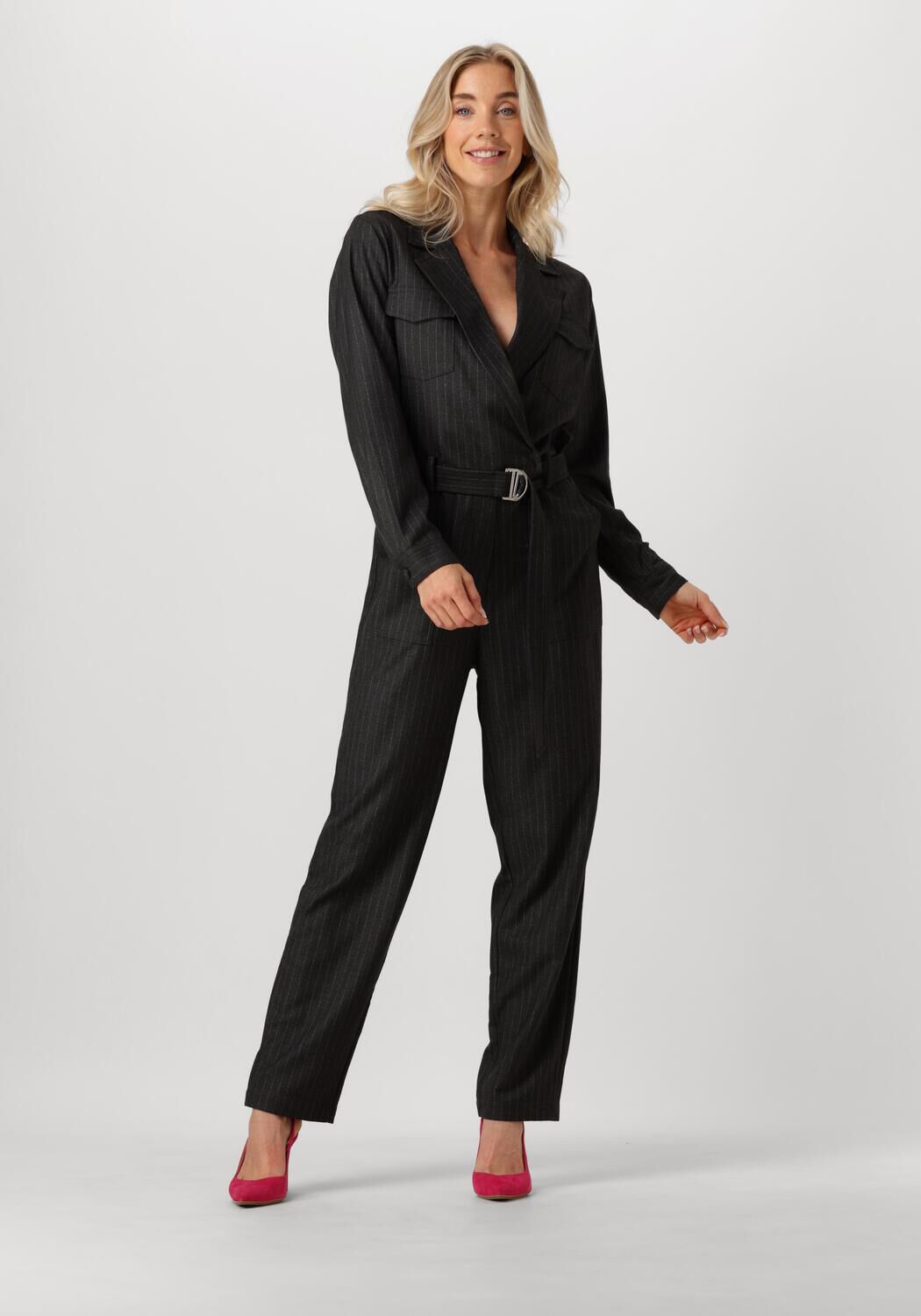 AAIKO Dames Jumpsuits Jessie Pinstripe Vis 548 Zwart