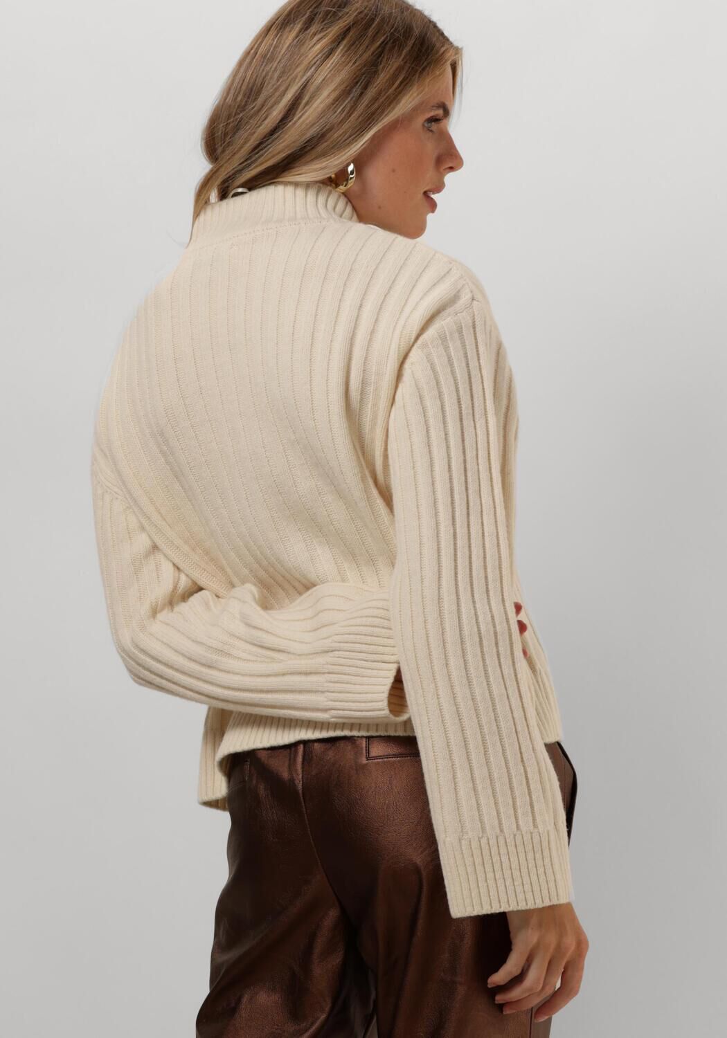MODSTRÖM Modström Dames Truien & Vesten Fultonmd Rib T-neck Zand