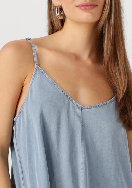 Lichtblauwe MY ESSENTIAL WARDROBE Midi jurk NELLYMW STRAP DRESS - large