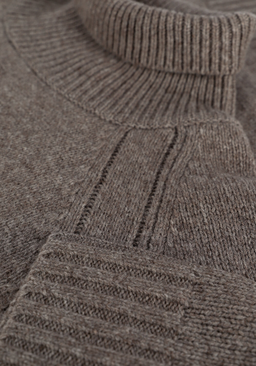 Taupe TIGER OF SWEDEN Coltrui MOORE - large