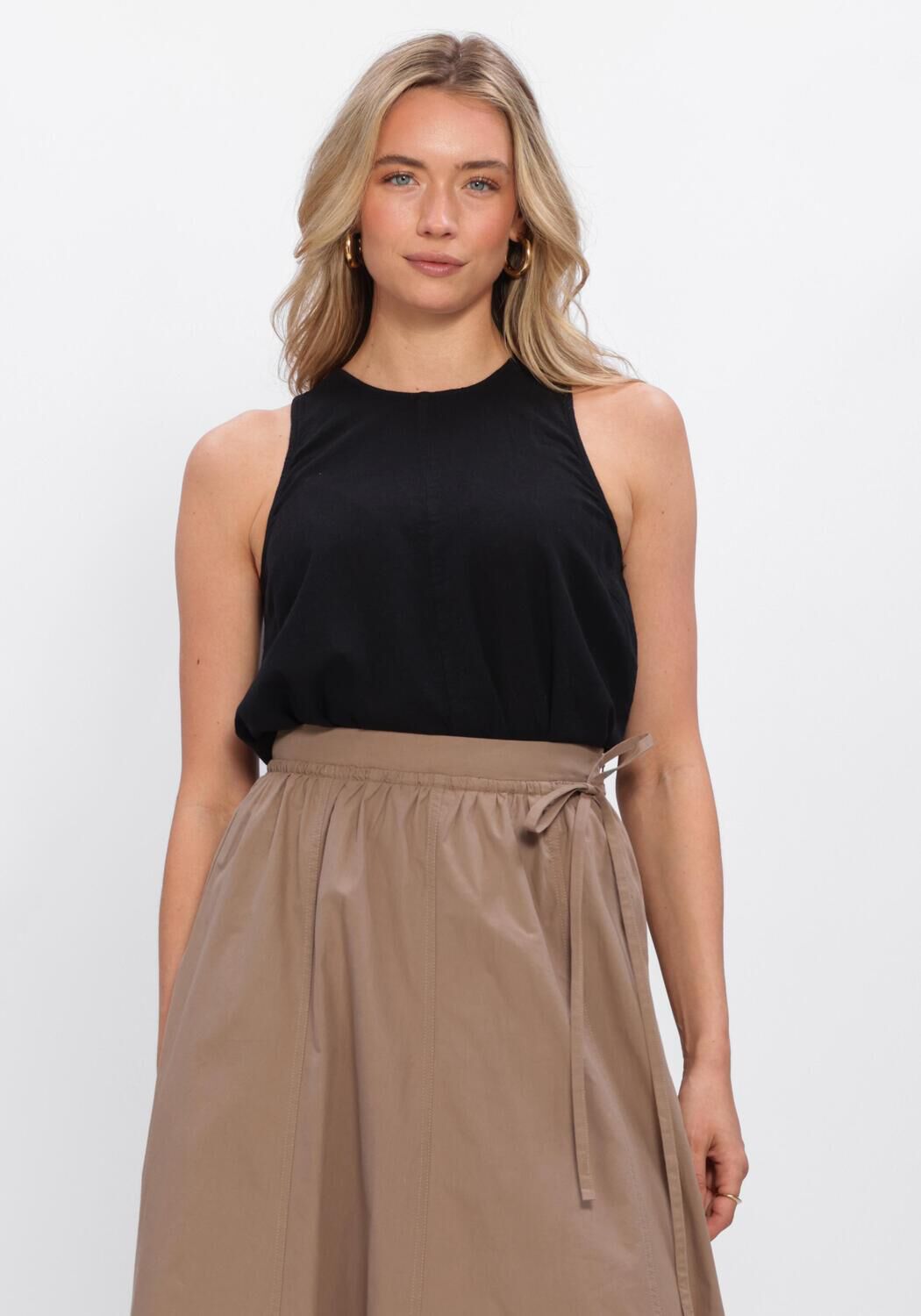 Zwarte SELECTED WOMEN Top SLFLUISA SL LINEN BLEND TOP - large