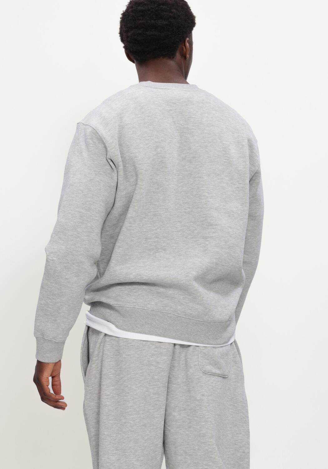 Lichtgrijze NEW BALANCE Sweater SE FL CRW - large