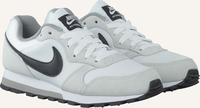 Witte NIKE Lage sneakers MD RUNNER 2 WMNS Witte NIKE Lage sneakers MD RUNNER 2 WMNS - large