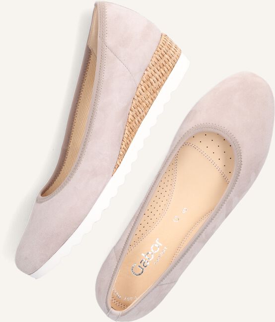 Beige GABOR Instappers 641 Beige GABOR Instappers 641 - large