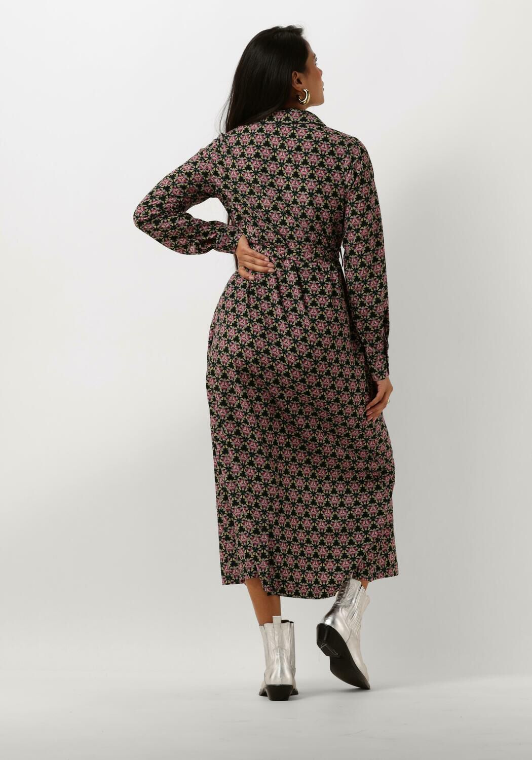 COLOURFUL REBEL Dames Jurken Dalia Graphic Flower Maxi Shirt Dress Multi