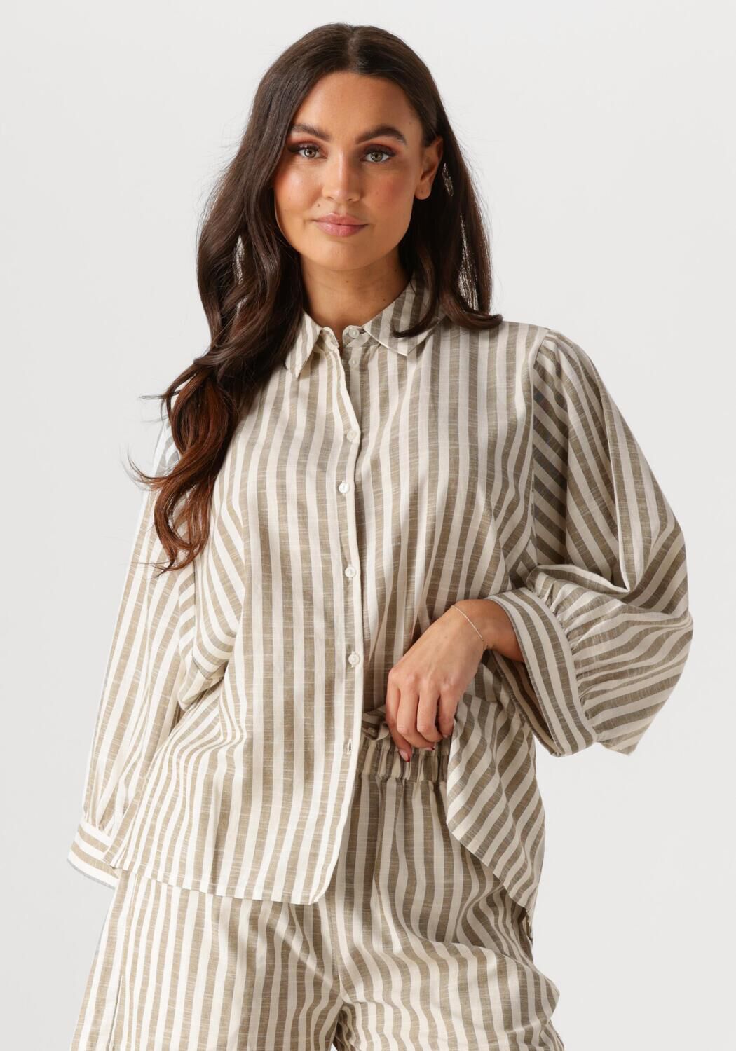Knit-ted Blouse Korte Mouw Becca Brown Dames