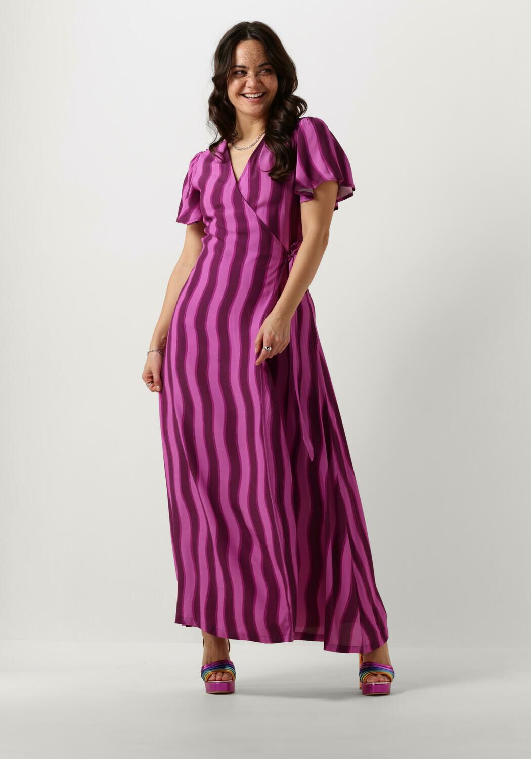 COLOURFUL REBEL Dames Jurken Ava Stripes Real Wrap Maxi Dress Paars