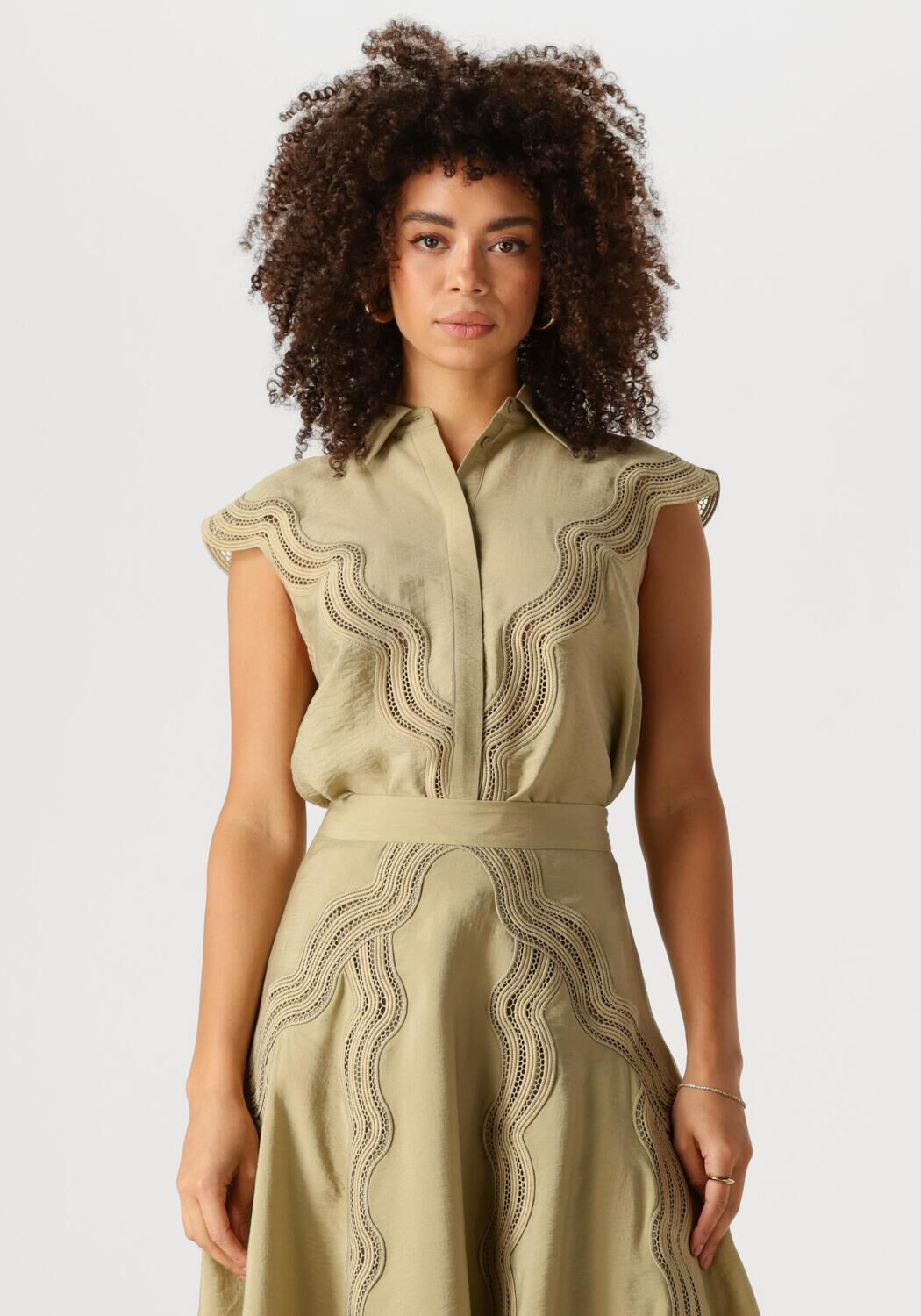 COPENHAGEN MUSE Dames Tops & T-shirts Cole Shirt Beige