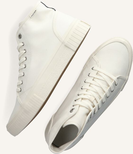 Witte TOMMY HILFIGER Hoge sneakers ELEVATED SEASONAL MIDCUT Witte TOMMY HILFIGER Hoge sneakers ELEVATED SEASONAL MIDCUT - large