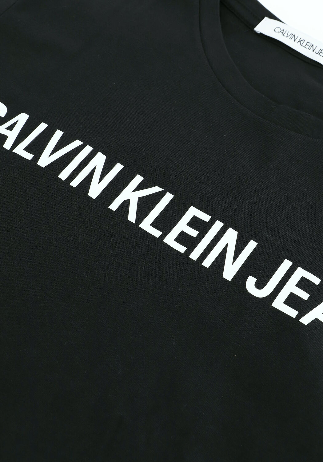 Zwarte CALVIN KLEIN T-shirt INSTITUTIONAL L - large
