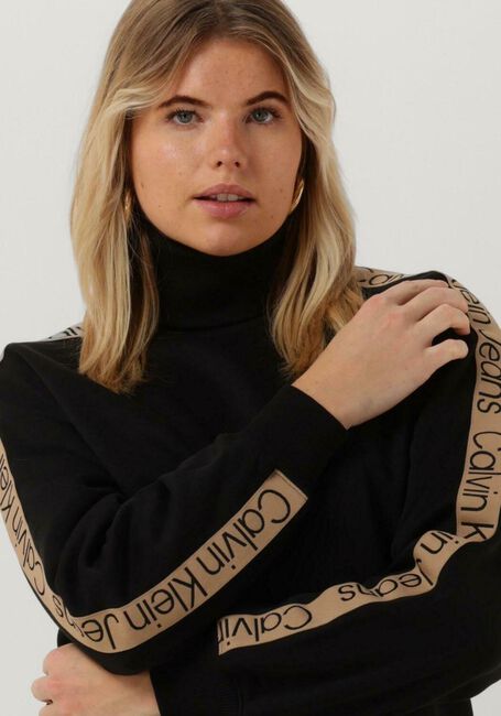 Zwarte CALVIN KLEIN Trui LOGO TAPE SLEEVES ROLL NECK - large
