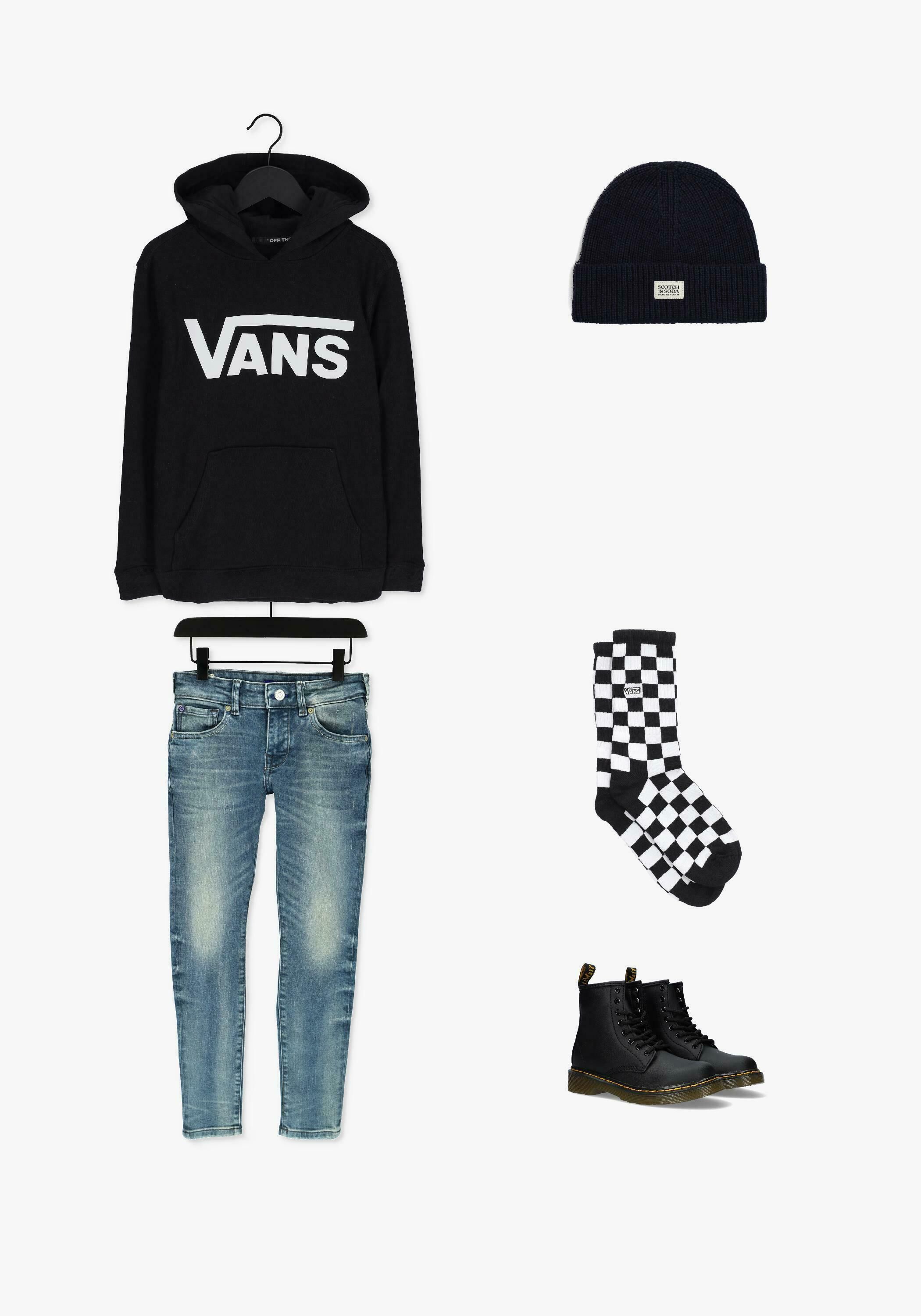 Van 2 Sweater