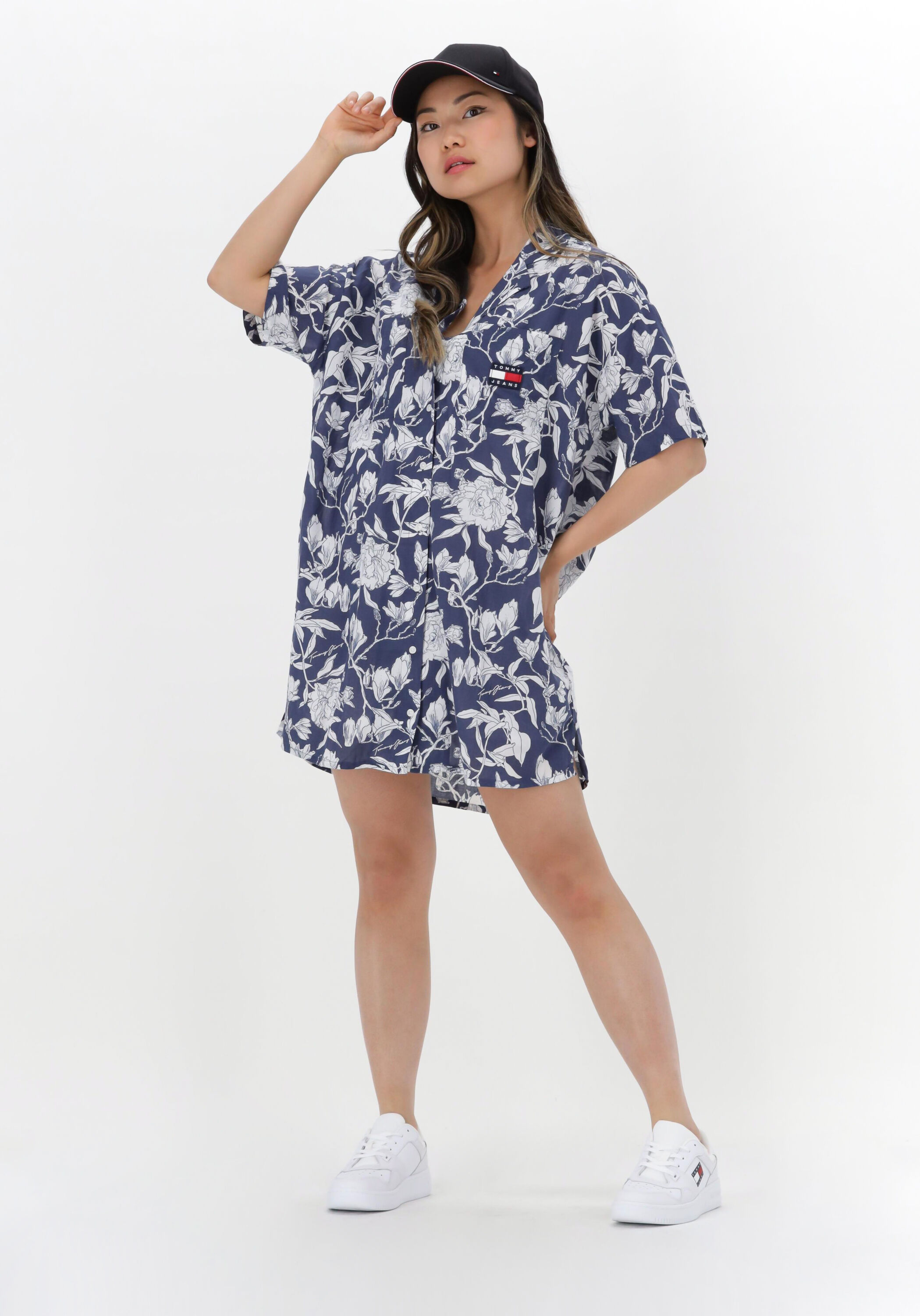 Witte TOMMY JEANS Lage sneakers TOMMY JEANS RETRO BASKET DAMES Omoda