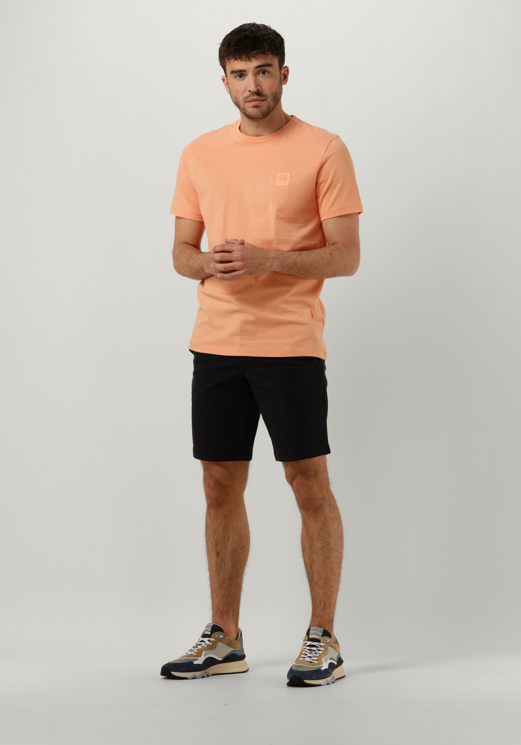 BOSS Schino Slim Shorts ST Short in Light Beige | BOSS | Norton Barrie