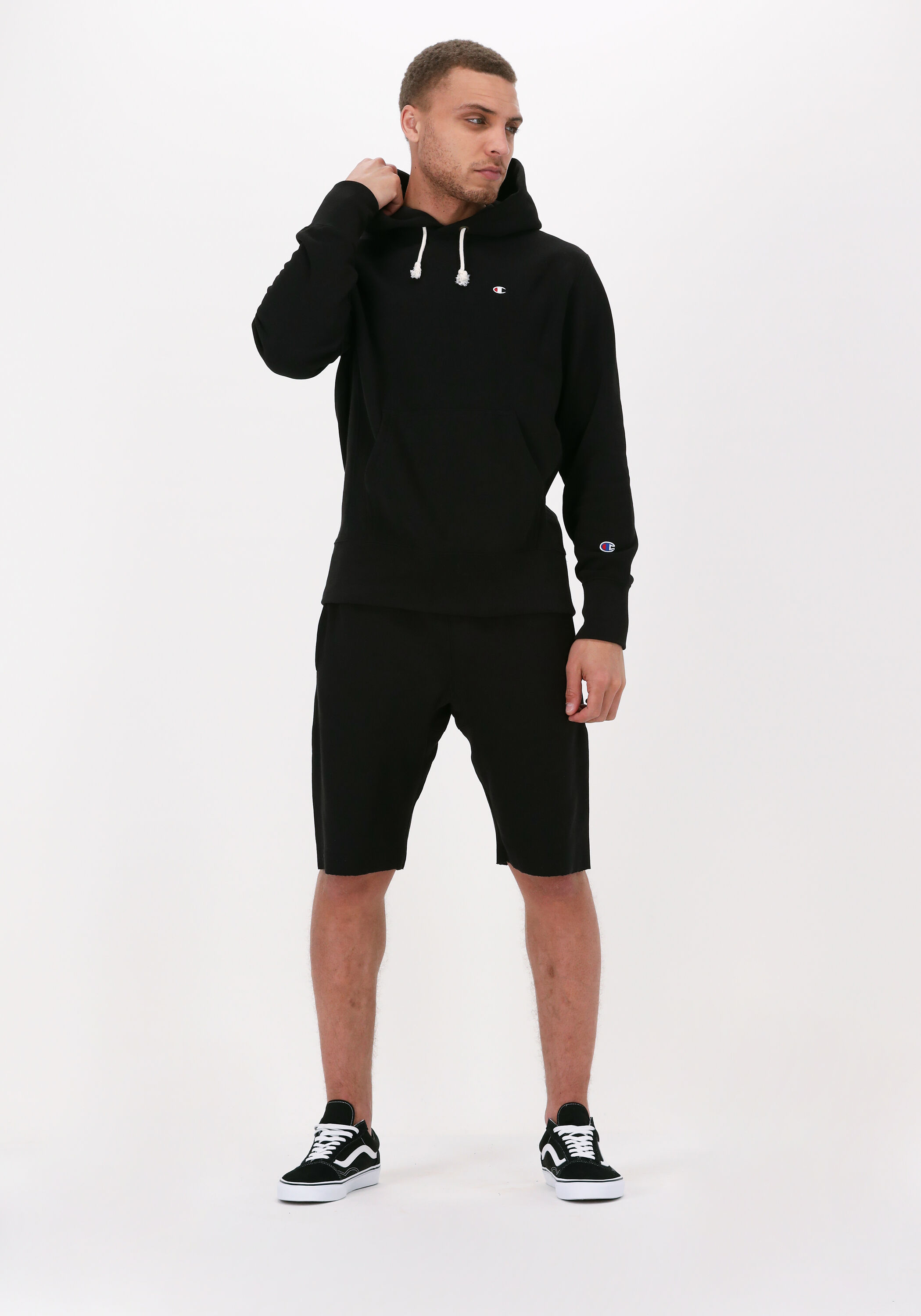 Champion sweater new arrivals zwart lyrics