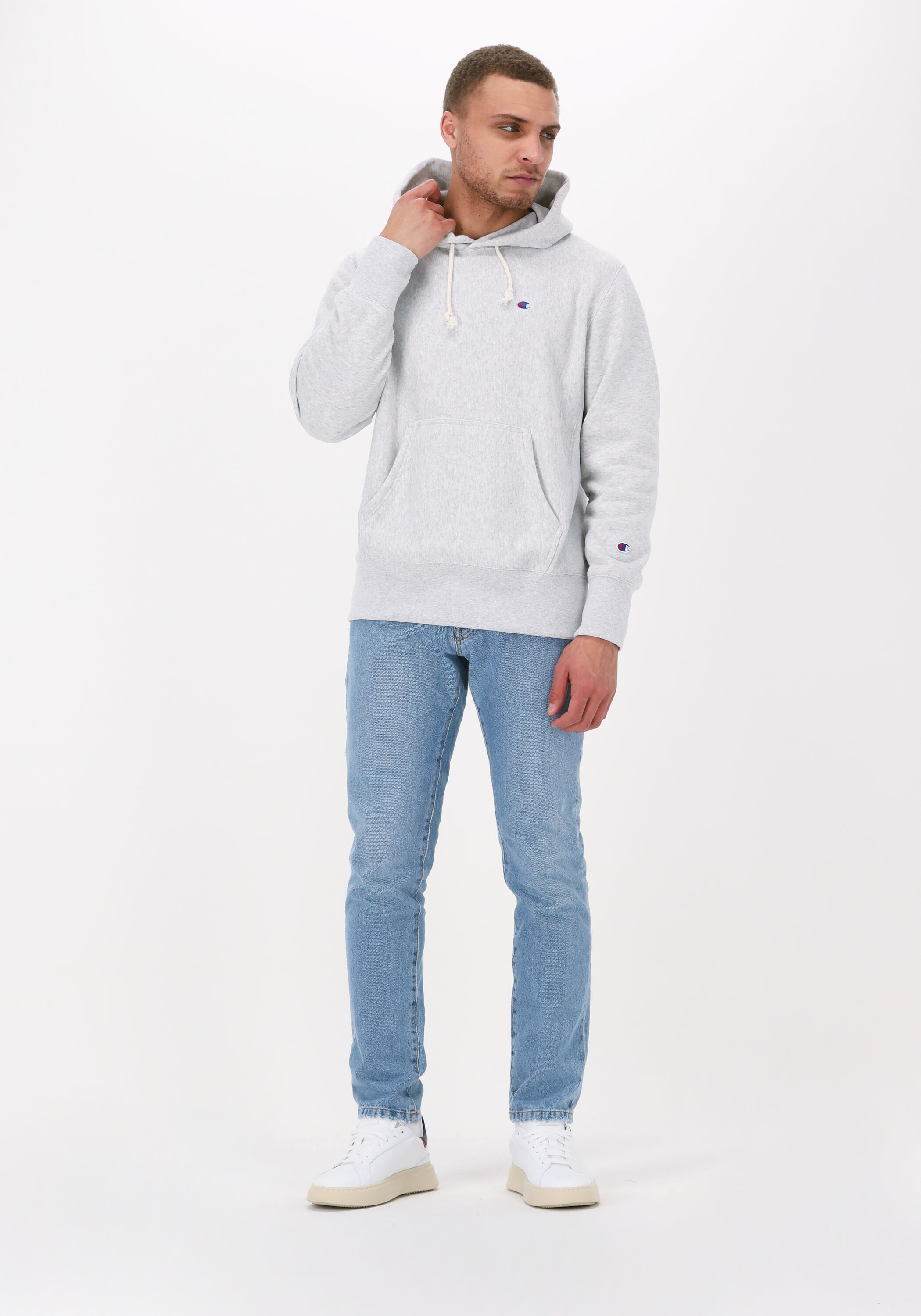 Grijze CHAMPION Sweater HOODED SWEATSHIRT MEN Omoda