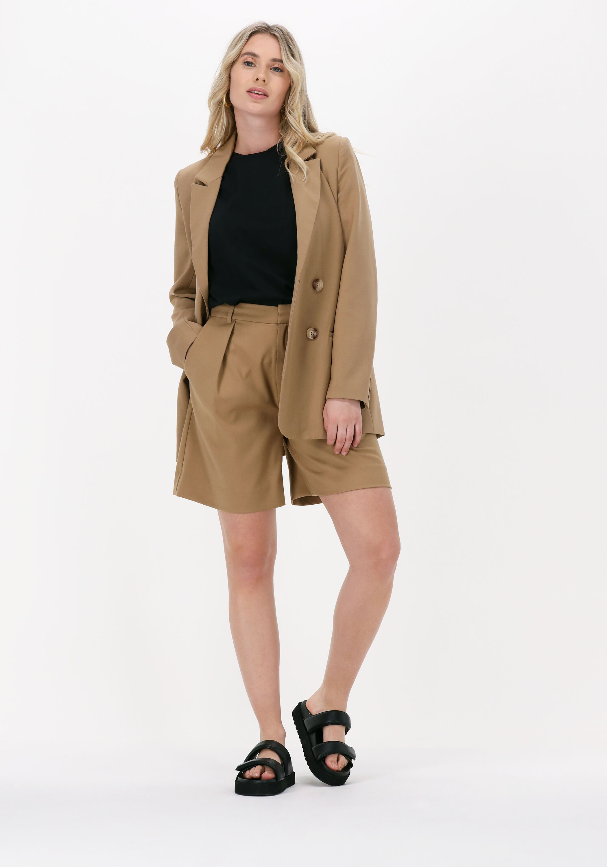 Gabrielle Paloma Blazer- Camel