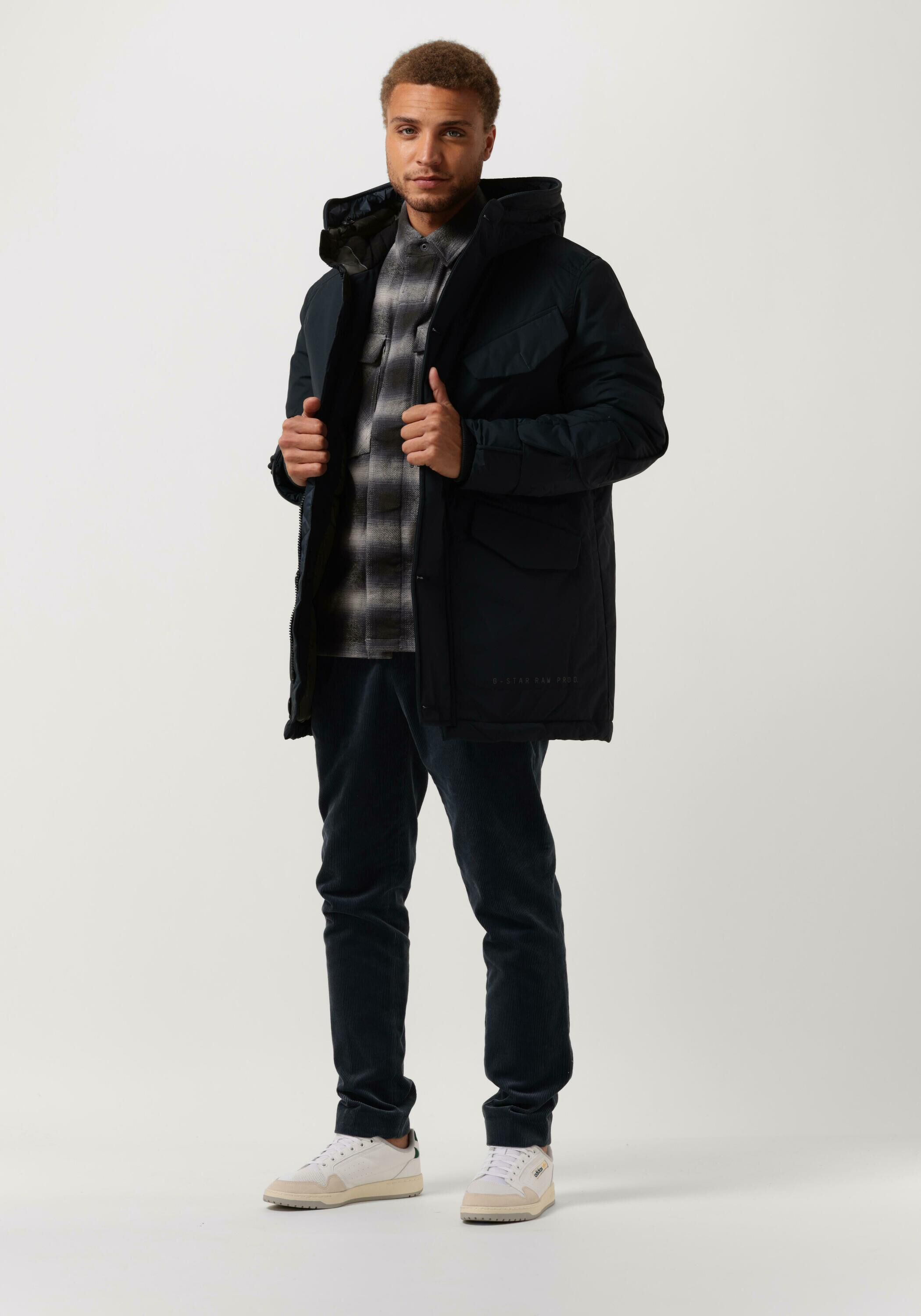 SCOTCH & SODA B.V. / Herren-Hose / Blake pleated corduroy chino main image 1