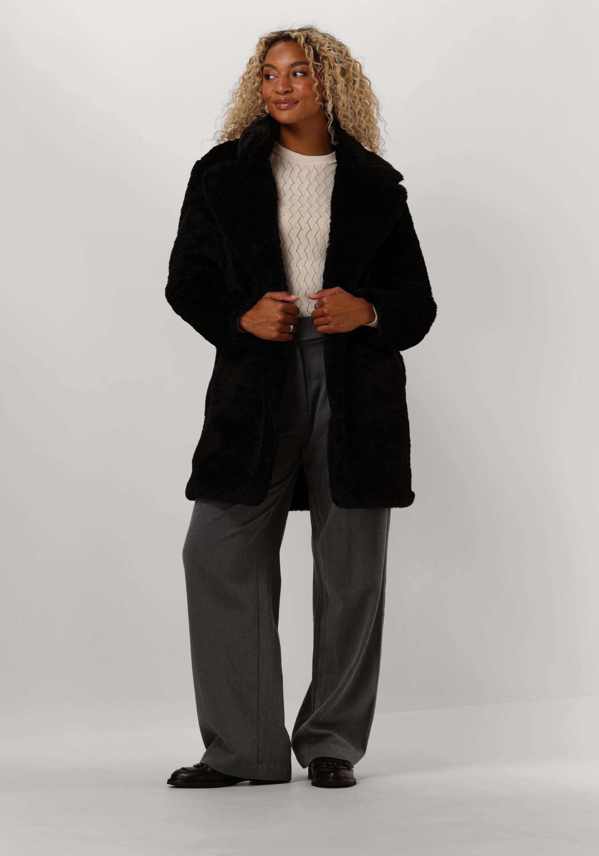 Zwarte NOTRE-V Faux fur jas NV-ECRIN | Omoda