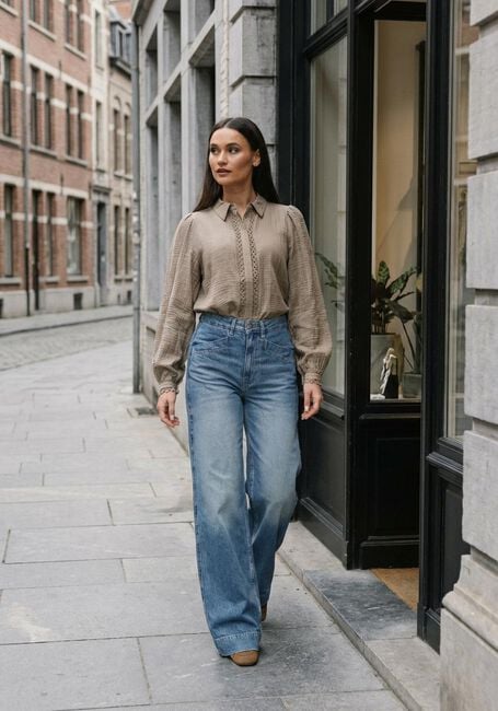 Image without a name