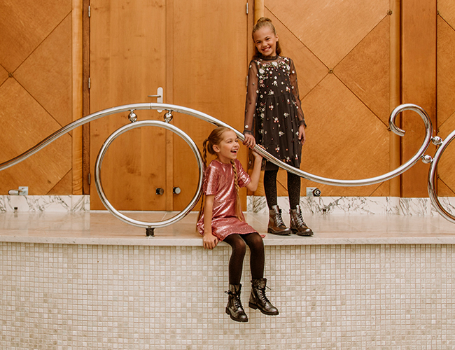 Zilveren boots Omoda en Le Big