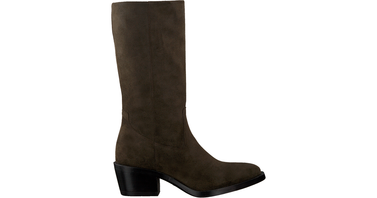 The fashion store that loves you back | Omoda